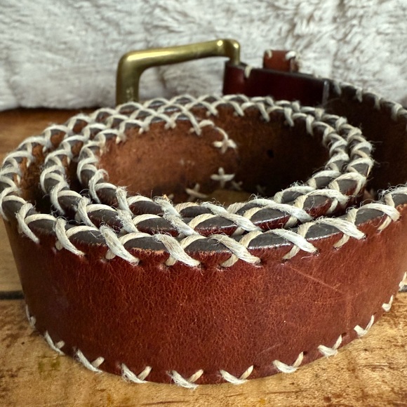 Vintage Brown Leather Banana Republic Belt with Solid  Brass Buckle Boho Vibe - Picture 3 of 12